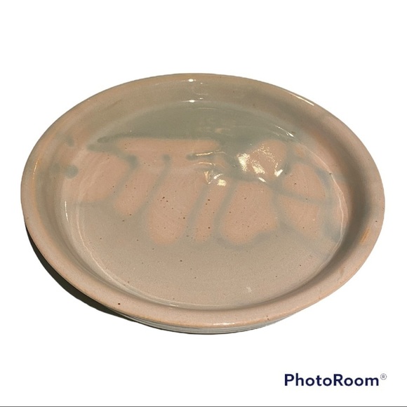 POTTERY plate - Picture 1 of 4